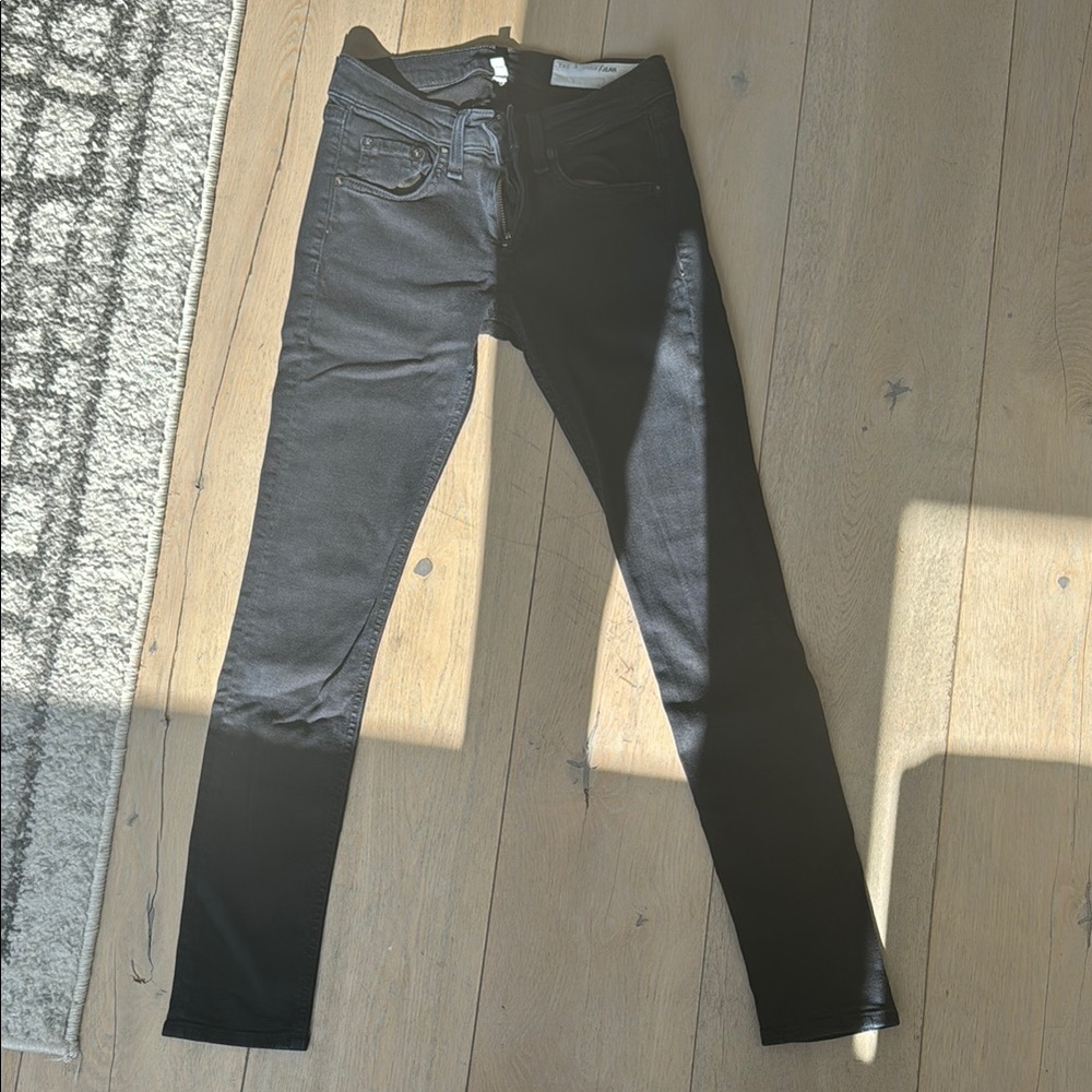 Women's Black Skinny Jeans